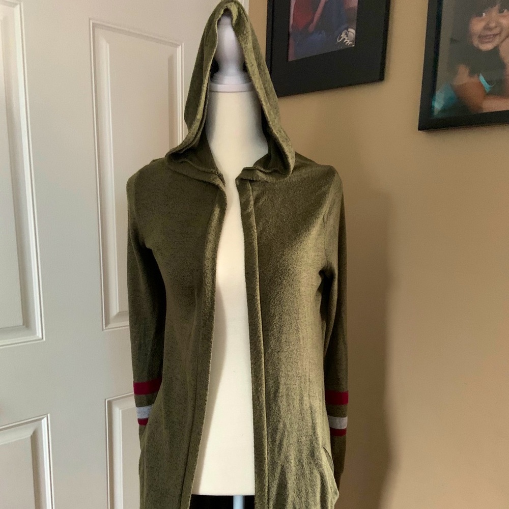 Long sleeve open front duster cardigan.